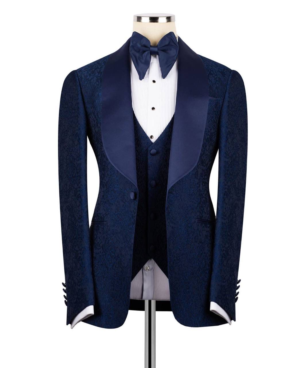 smart plain tuxedo suit